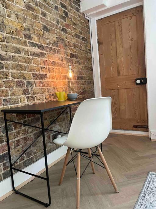Beautiful London Victorian House, Sleeps 12 Villa Eksteriør bilde